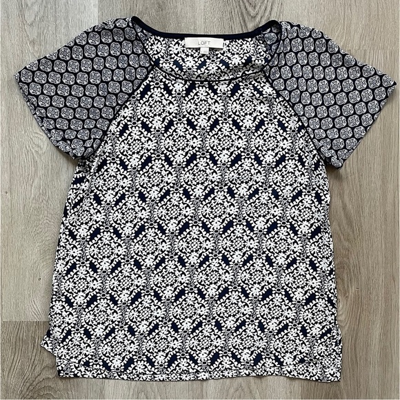 Ann Taylor LOFT Damask Fluid Tee - Picture 6 of 11